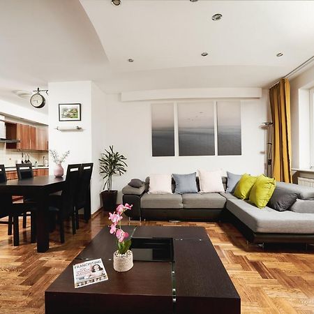 Lumina Spacious Apartment Near The Railway Station Warszawa Zewnętrze zdjęcie